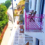 Holiday home Traditional Family House, Ground Floor With Yard Koronos