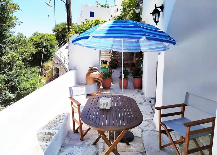 Traditional Family House, Ground Floor With Yard *